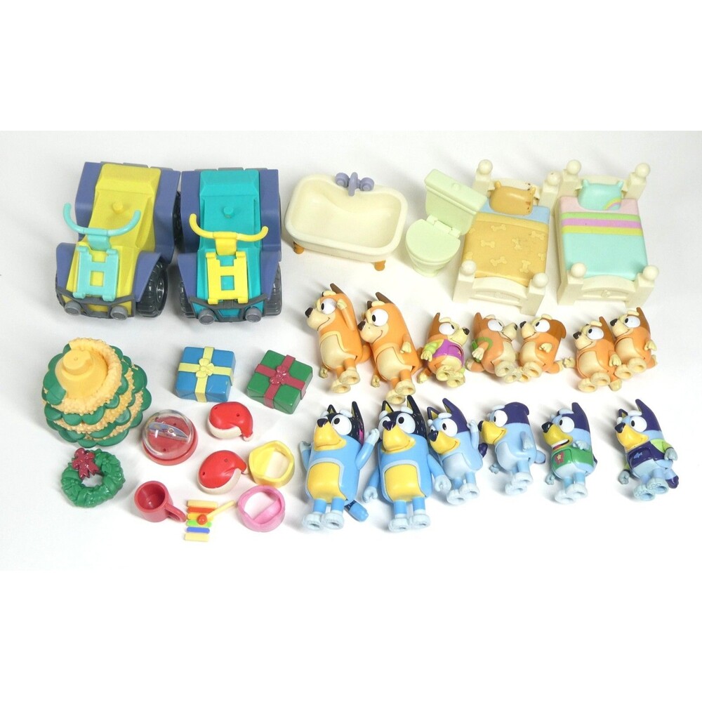 Bluey Action Figures Lot Bingo Chilli Bandit Christmas Beach Quad Playset &More!